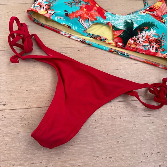 RELLECIGA Floral Ruffle Triangle Bikini Top + Red Thong Bottom Set S/M - Picture 9 of 9
